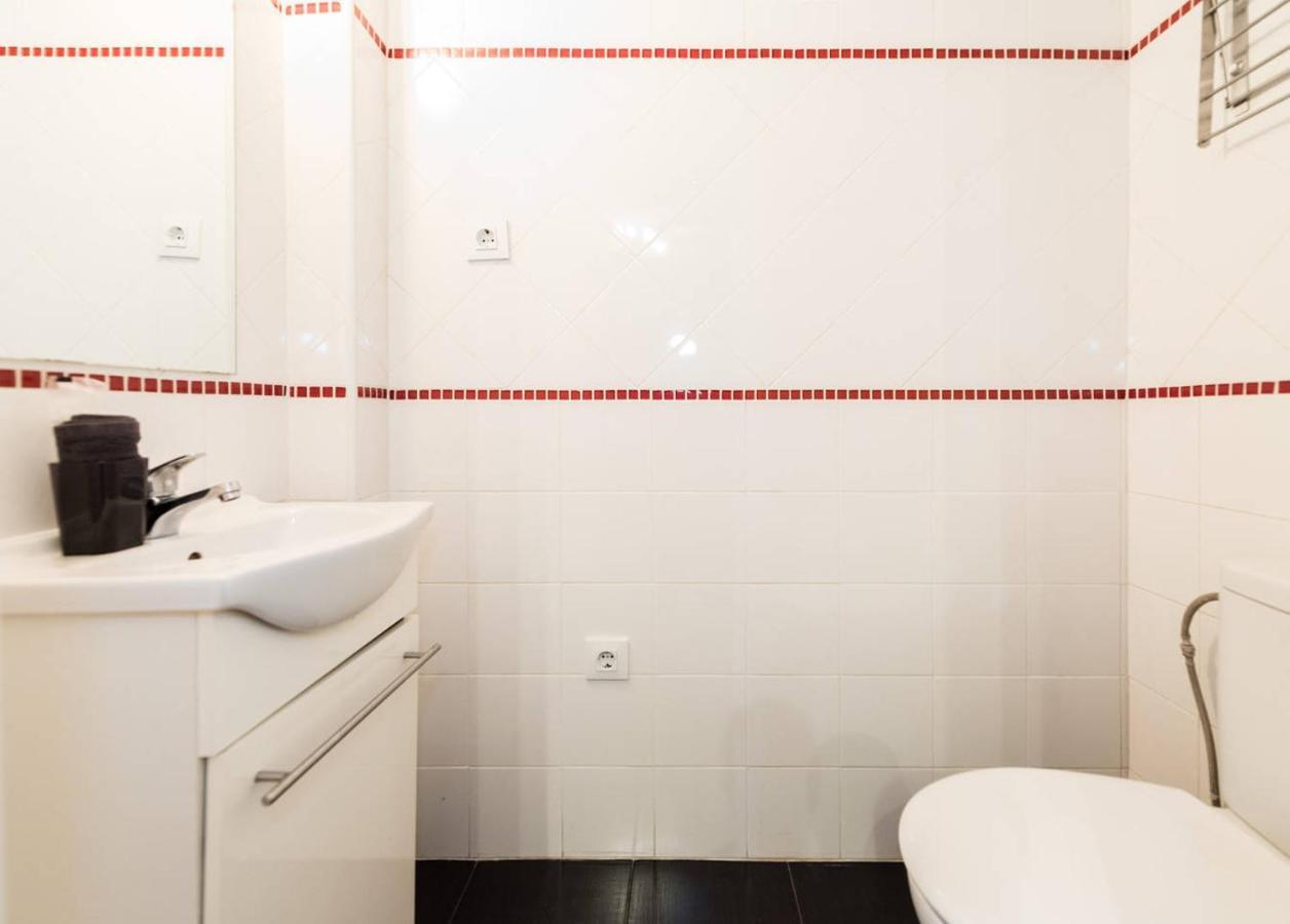 Loft En Travesia De Cabestreros - Lavapies مدريد الغرفة الصورة